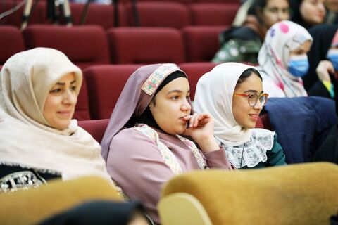 اختتامیه مرحله استانی جشنواره بین المللی قصه‌گویی در سالن غدیر برگزار شد