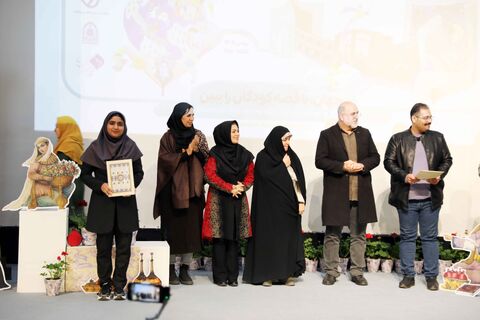 اختتامیه مرحله استانی جشنواره بین المللی قصه‌گویی در سالن غدیر برگزار شد