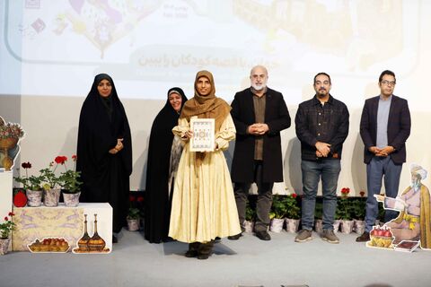 اختتامیه مرحله استانی جشنواره بین المللی قصه‌گویی در سالن غدیر برگزار شد