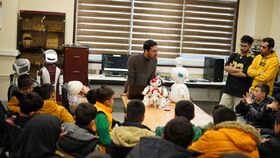 بازدید اعضای نوجوان کانون مرکزی از آزمایشگاه دانشگاه شریف