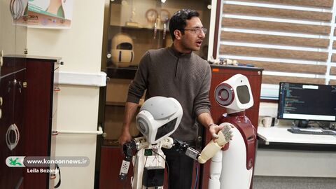 بازدید اعضای نوجوان کانون مرکزی از دانشگاه شریف