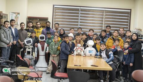 بازدید اعضای نوجوان کانون مرکزی از دانشگاه شریف