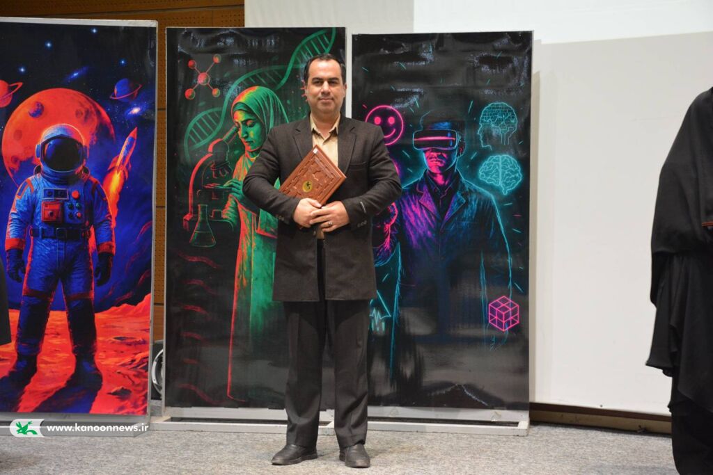 پژوهشگران کانون گلستان در جشنواره ملی پژوهش خوش درخشیدند