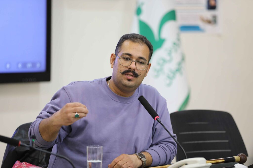 نشست مربیان کانون استان تهران با محوریت شیوه‌های صحیح نقالی