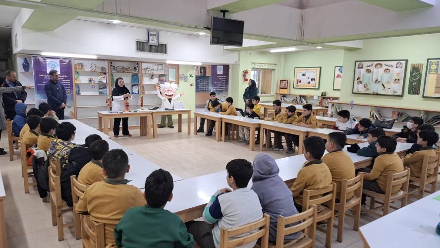 هفته پژوهش در مرکز علوم و فناوری‌های نوین اصفهان