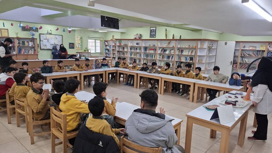 هفته پژوهش در مرکز علوم و فناوری‌های نوین اصفهان