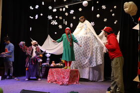 نمایش «هیچ شبی مثل امشب نیست»برای بچه‌های قزوین