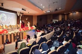 استقبال پرشور از قصه‌های یلدایی در دانشگاه رازی کرمانشاه