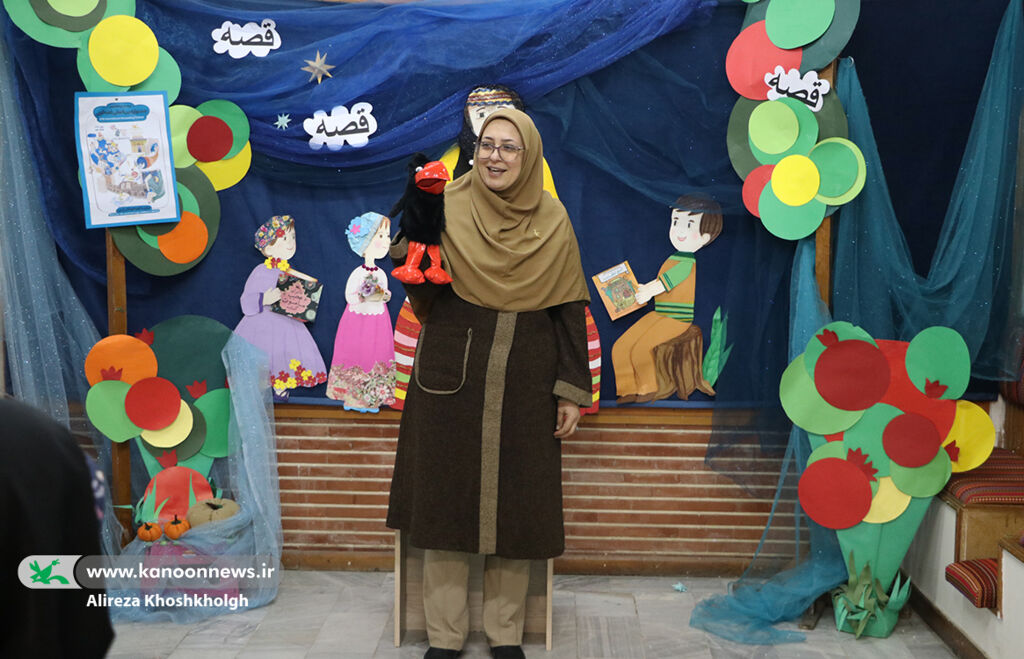 برگزاری نشست ترویجی قصهگویی برای مادران در کانون رشت