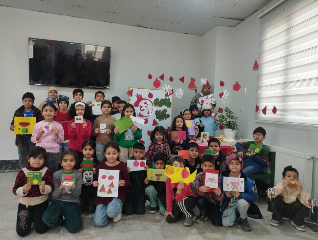 اعضا و مربیان مراکز کانون استان البرز به استقبال «شب یلدا» رفتند