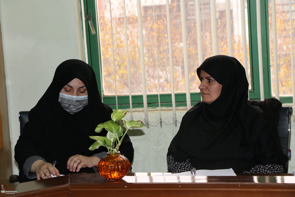 نشست هماندیشی دهه بصیرت و دهه فجر در کانون فارس برگزار شد