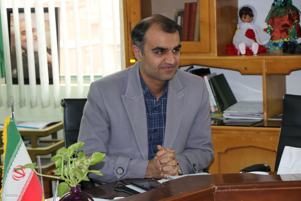 نشست هماندیشی دهه بصیرت و دهه فجر در کانون فارس برگزار شد