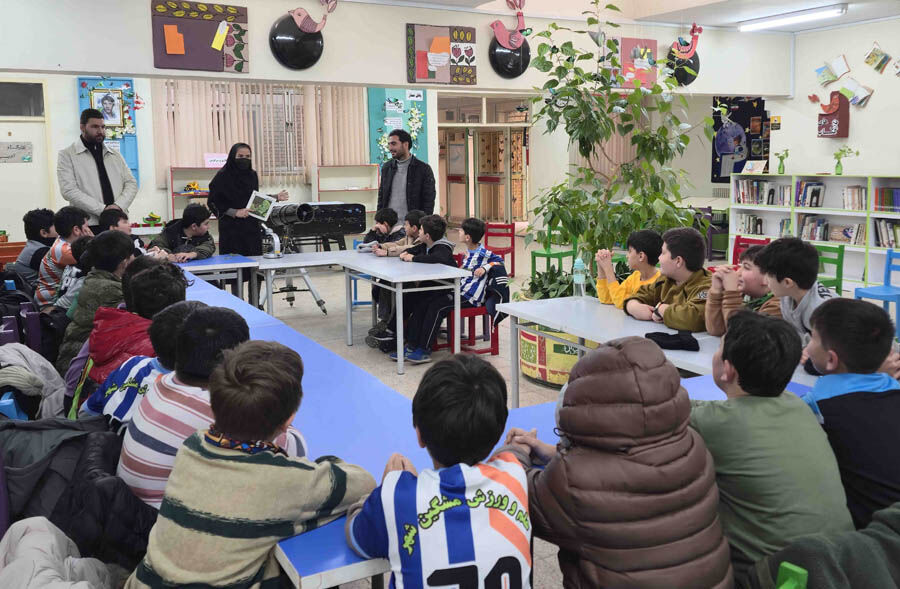 برنامههای علمی فرهنگی هفته پژوهش در مراکز کانون اردبیل اجرا شد