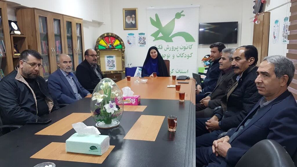 تقدیم بستههای پوششی کارکنان حفاظت فیزیکی کانون کرمانشاه