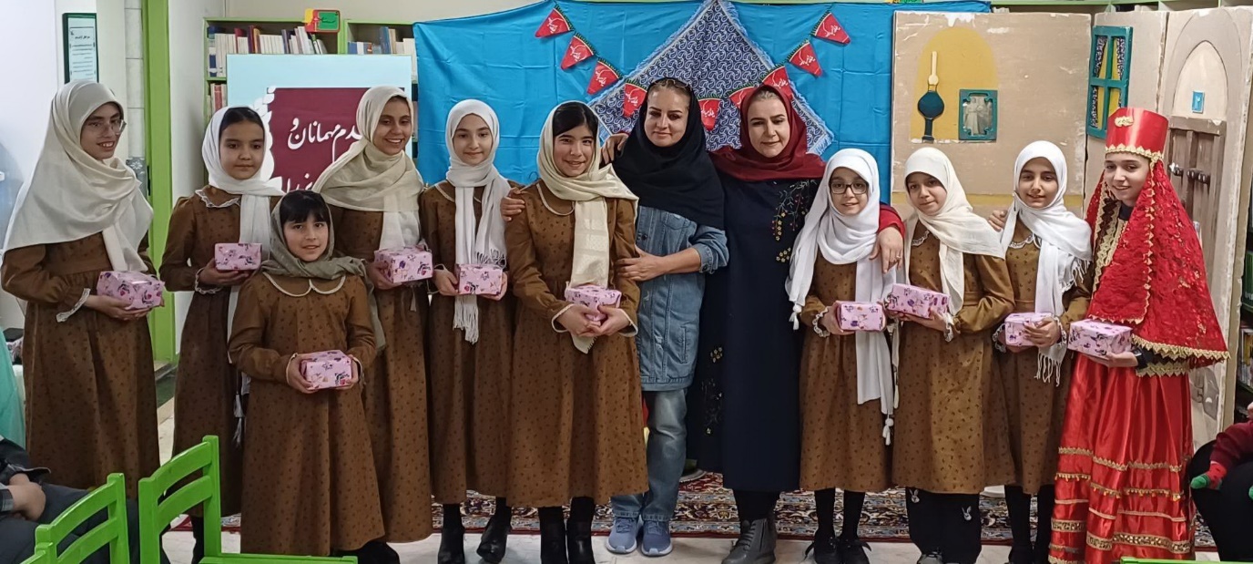  «یلدا؛ شبی به بلندای قصه و همدلی در مراکز ۳۳/۹/۲/پردیس/۱۰/اسلامشهر ۱/ ۳۸/۳۹/ دماوند /استان تهران» 