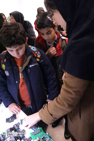 بازدید اعضای کانون چهارمحال و بختیاری از پارک علم فن‌آوری