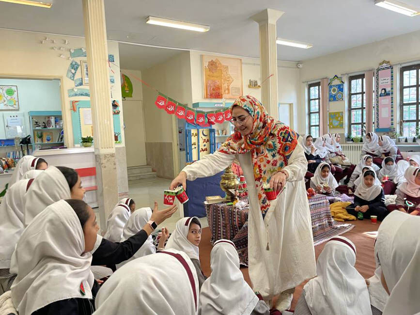 آیین شب یلدا با روایت قصه و آیین‌های کهن در مراکز کانون استان اردبیل گرامی داشته شد