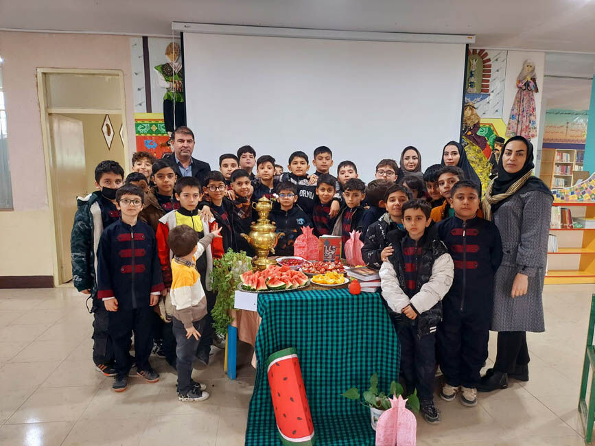 آیین شب یلدا با روایت قصه و آیینهای کهن در مراکز کانون استان اردبیل گرامی داشته شد