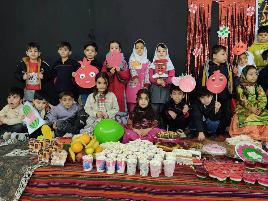 آیین شب یلدا با روایت قصه و آیین‌های کهن در مراکز کانون استان اردبیل گرامی داشته شد