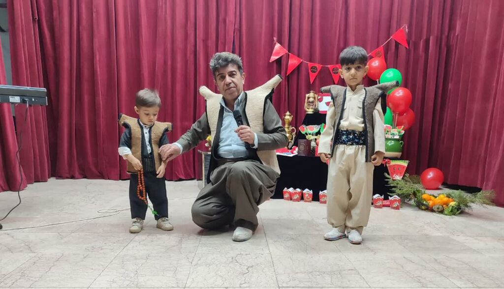 یلدایی به رنگ شادی در کانون روانسر جشن گرفته شد