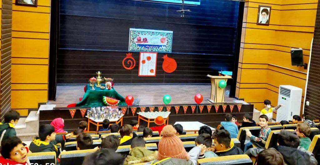 برگزاری ویژه‌برنامه «شب یلدا» با قصه‌گویی در مرکز شماره ۴ کانون کرمانشاه