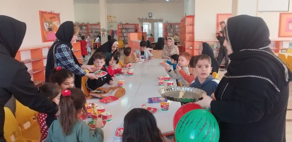 مرکز شماره ۱۲ کانون کرمانشاه میزبان یلدا با کودکستان «دارا و سارا» و خانوادههایشان در شد