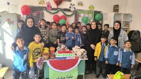 مربیان مرکز شماره ۳ کانون کرمانشاه یلدا را به مناطق کم‌برخوردار بردند