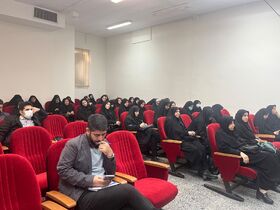 بازدید معاونان پرورشی منطقه ۱۳ از مرکز علوم و فناوری‌های نوین کانون استان تهران