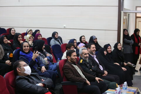 آیین اختتامیه و تقدیر از برگزیدگان مرحله استانی بیست و هفتمین جشنواره بین المللی قصه گویی