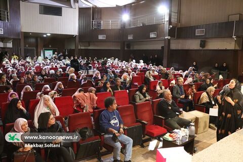 روز دوم بیست و هفتمین جشنواره قصه‌گویی استان کرمان