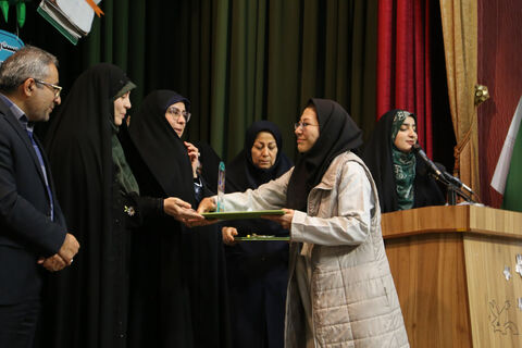 اختتامیه مرحله استانی بیست و هفتمین جشنواره بین المللی قصه گویی کانون پرورش فکری کودکان و نوجوانان استان آذربایجان غربی