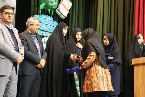 اختتامیه مرحله استانی بیست و هفتمین جشنواره بین المللی قصه گویی کانون پرورش فکری کودکان و نوجوانان استان آذربایجان غربی