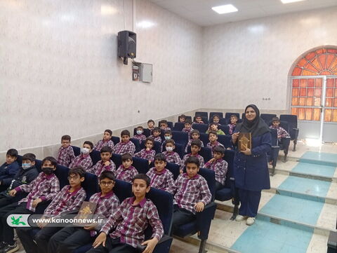 شب یلدا با طعم قصه و کتاب در مراکز کانون استان بوشهر ۲