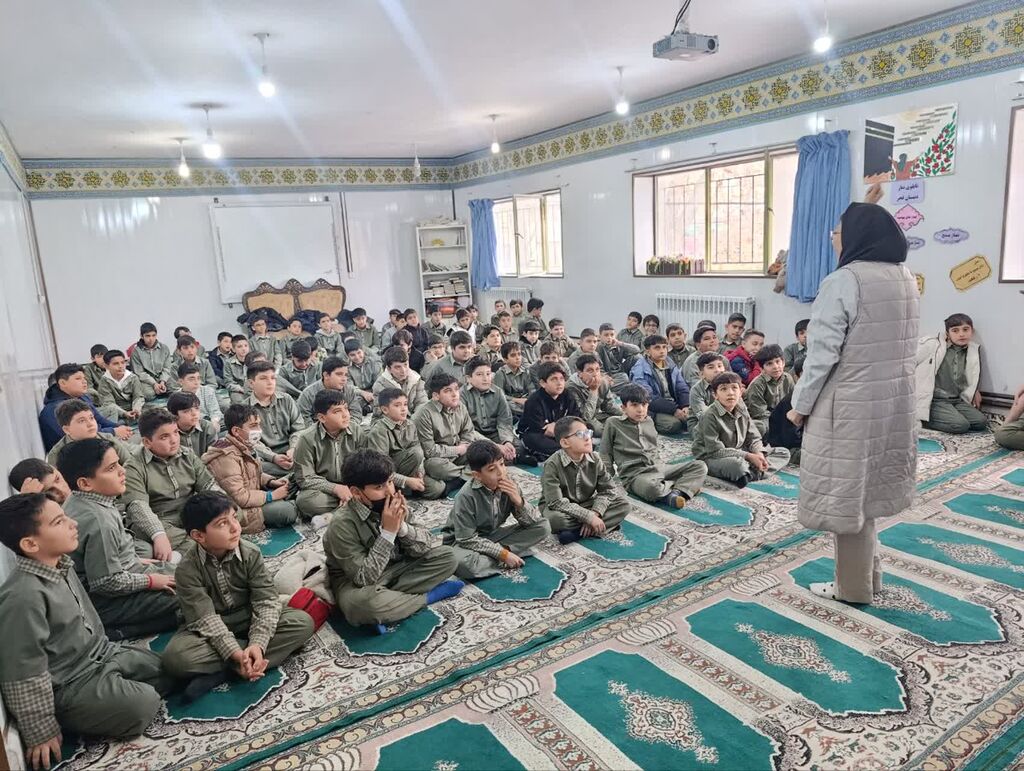 روایت قصههای شیرین کانون در حاشیه مرحله استانی جشنواره بینالمللی قصهگویی