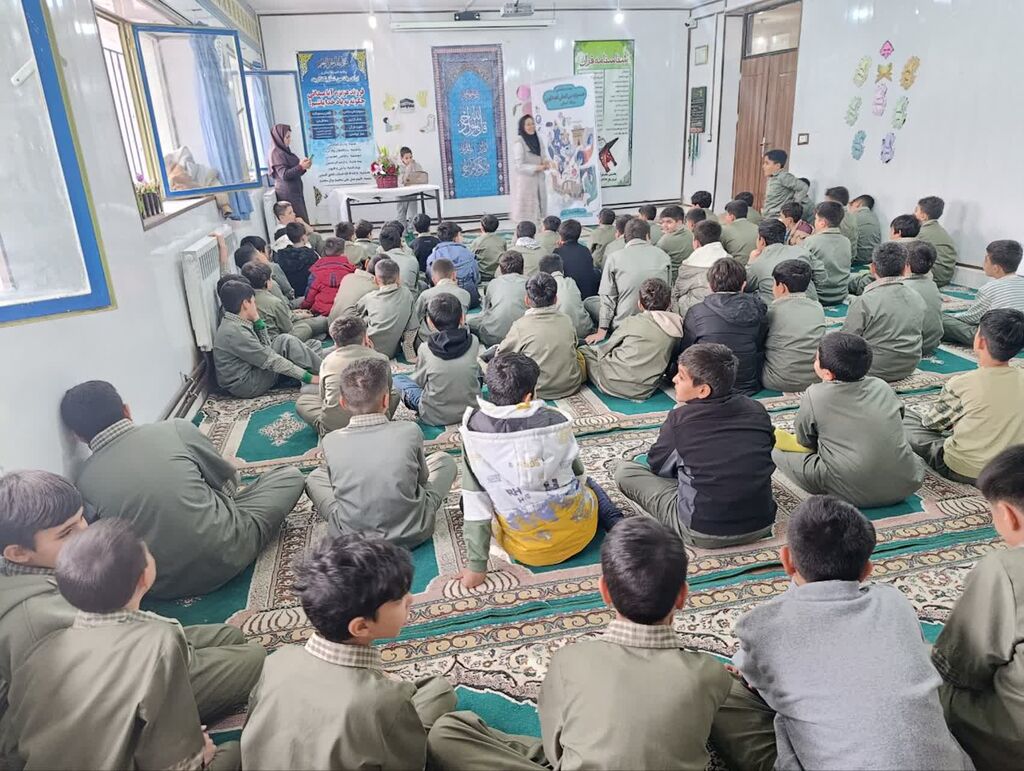 روایت قصههای شیرین کانون در حاشیه مرحله استانی جشنواره بینالمللی قصهگویی