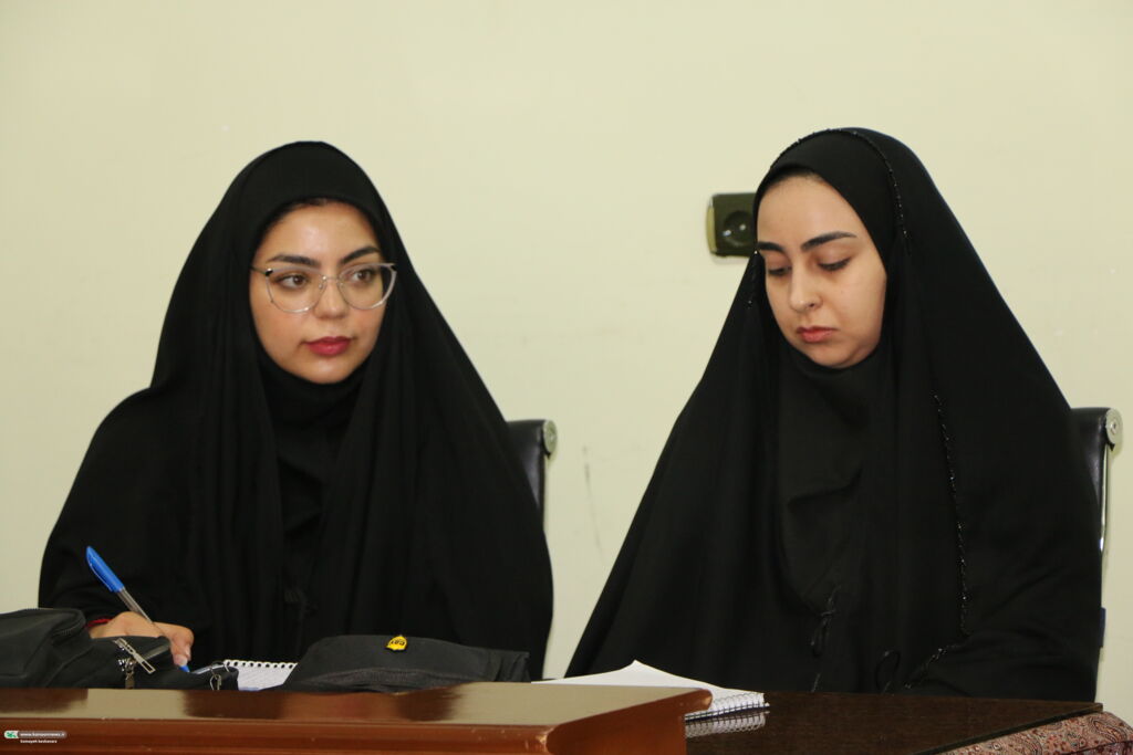 نشست آموزشی مربیمسئولان ومربیان کانون فارس با تأکید بر ارتقاء کیفیت تربیتی و توانمندسازی مراکز برگزار شد