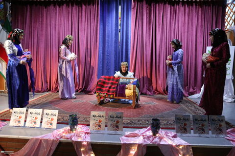 آیین اختتامیه مرحله استانی بیست‌وهفتمین جشنواره بین‌المللی قصه‌گویی و رونمایی از کتاب «بادبادک‌بازی» در کانون پرورش فکری سنندج