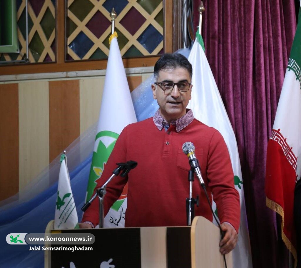 اختتامیه مرحله استانی بیستوهفتمین جشنواره بینالمللی قصهگویی استان کردستان با رونمایی کتاب «بادبادکبازی» و جلوهای از هنر و فرهنگ کودک و نوجوان