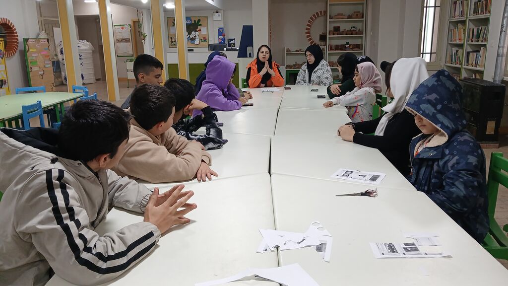 «لحظههای کوتاه، روایتهای بزرگ؛ آغاز کار انجمن فیلمسازان نوجوان در مرکز ۲۵»