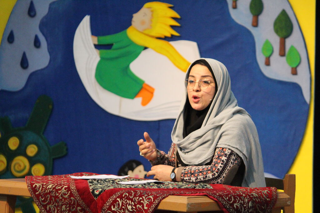 قصهگویی راهبرد اصلی کانون در تربیت فرهنگی کودکان و نوجوانان است