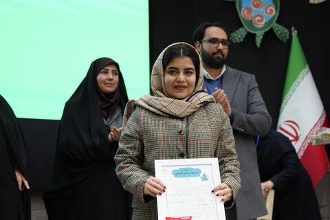 گزارش تصویری2/ آئین اختتامیه بیست‌و هفتمین مرحله استانی جشنواره قصه‌گویی استان همدان