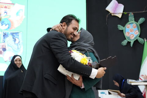 گزارش تصویری2/ آئین اختتامیه بیست‌و هفتمین مرحله استانی جشنواره قصه‌گویی استان همدان