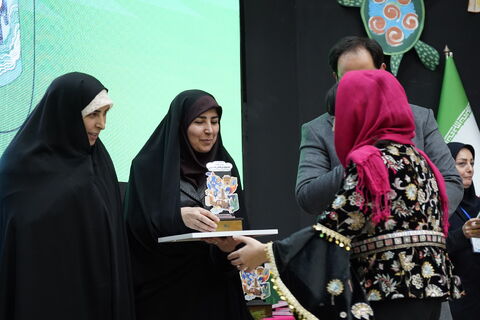 گزارش تصویری2/ آئین اختتامیه بیست‌و هفتمین مرحله استانی جشنواره قصه‌گویی استان همدان