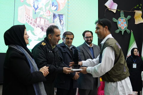 گزارش تصویری2/ آئین اختتامیه بیست‌و هفتمین مرحله استانی جشنواره قصه‌گویی استان همدان