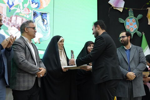 گزارش تصویری2/ آئین اختتامیه بیست‌و هفتمین مرحله استانی جشنواره قصه‌گویی استان همدان