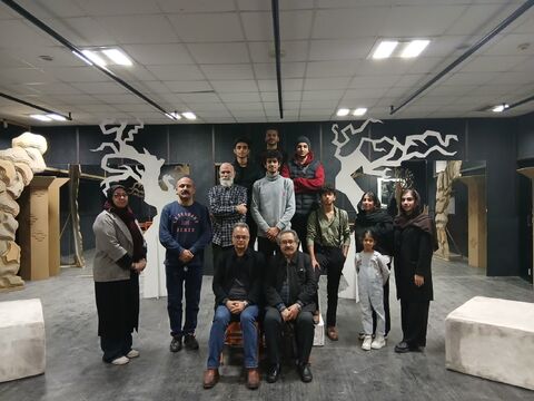 بازبینی نمایش «پسر ایران » با حضور استاد دادشکر