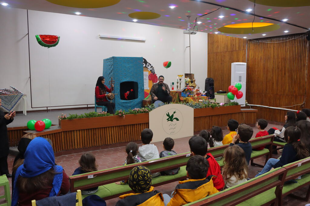 نقش فعال اعضا کانون و والدین آن‌ها در تقویت کتاب‌خوانی