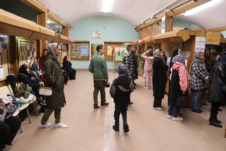 برگزاری کارگاههای فرهنگی، هنری و ادبی همزمان با پرتاپ ماهوارها