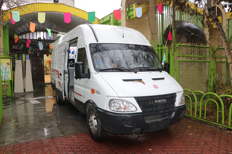 برگزاری کارگاه‌های فرهنگی، هنری و ادبی هم‌زمان با پرتاپ ماهوارها