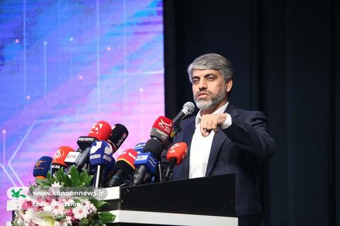 رویداد ملی تا ثریا